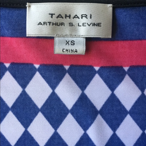 Tahari Shell - Picture 3 of 5